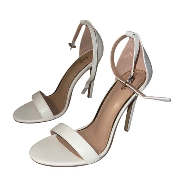 NWOT Elegant White Ankle Strap Heels - Picture 2 of 2